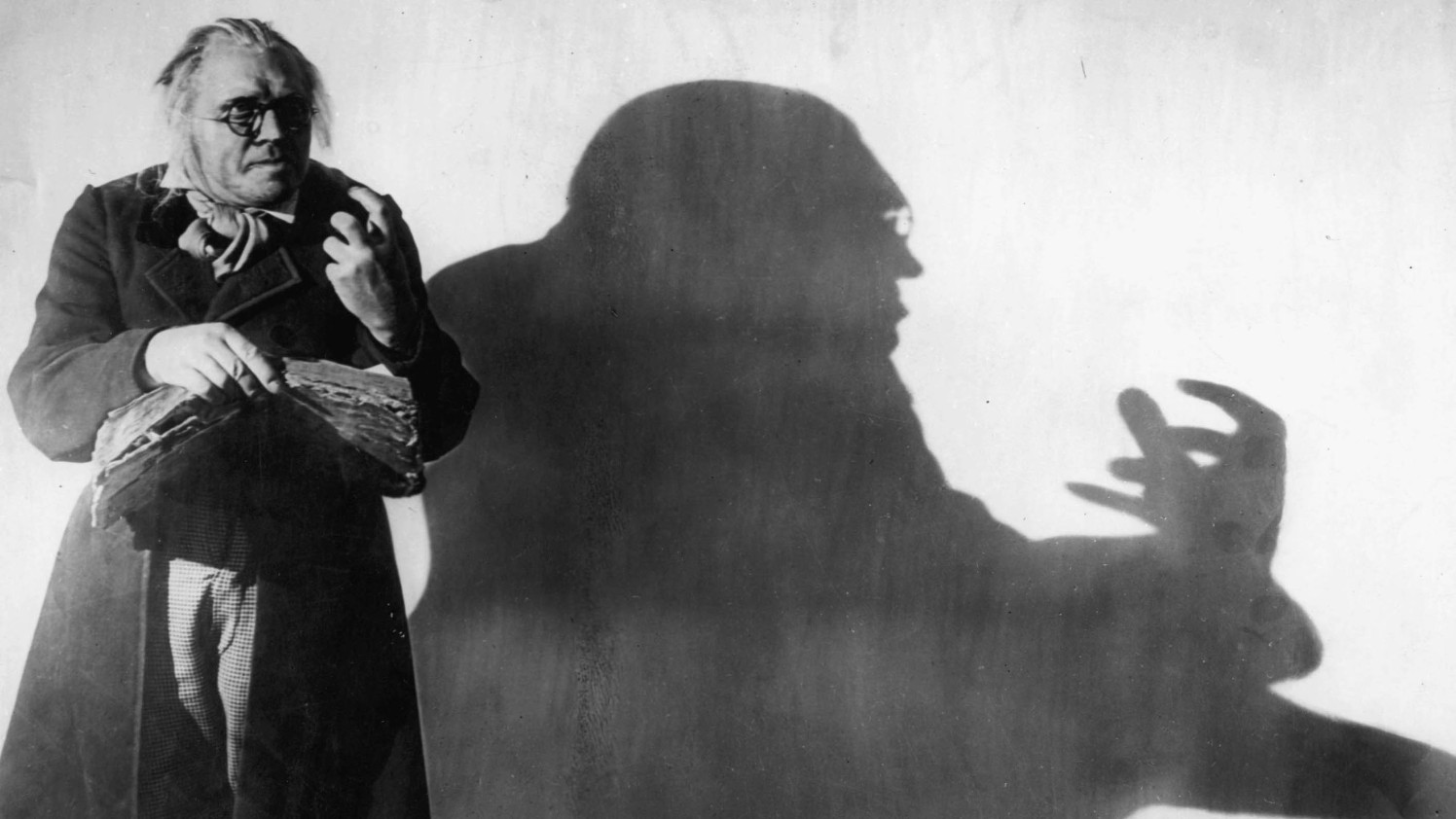 Film: The Cabinet of Dr Caligari (1920) with score by Kris Parker